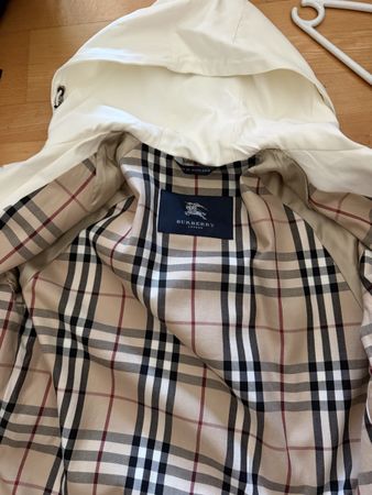 Burberry Mantel weiss Gr. S guter Zustand
