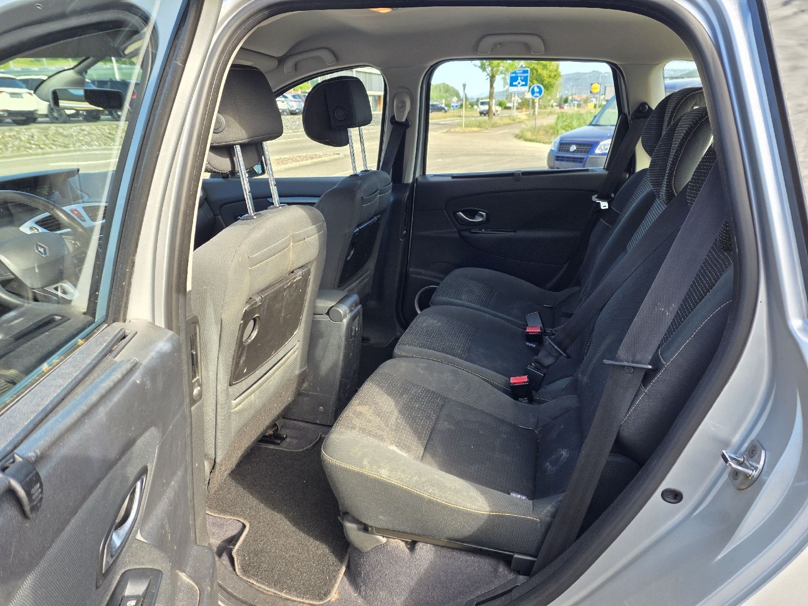 Renault Automobili: Renault Scenic 5-Plätzer – Usato da Eiken venduto da Keropower 5
