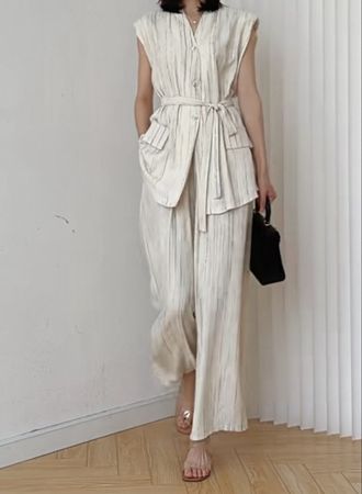 100% Seidenanzug: Oberteil und Hose/Ensemble en soie 100%
