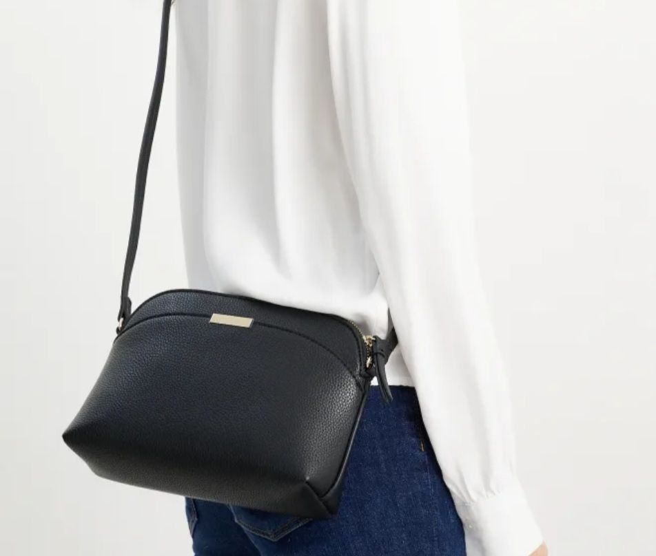 Borse da donna: schöne Tasche, Umhängetasche – Nuovo (secondo la descrizione) da Wiesendangen venduto da Sinhuk 7