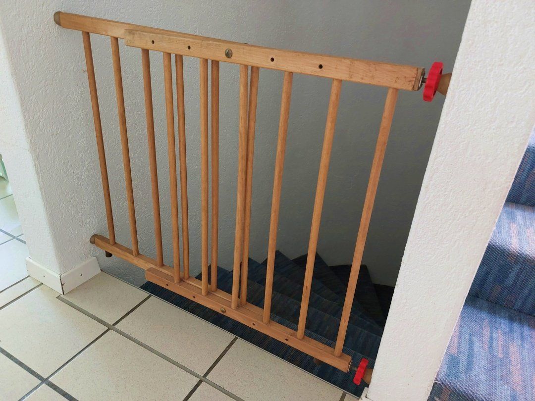 Sicherheit: Treppensicherung – Gebraucht aus Kehrsatz von EmileB