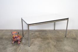 USM Haller Tisch Büro Perlgrau 150x75 cm 46 Stück verfügbar