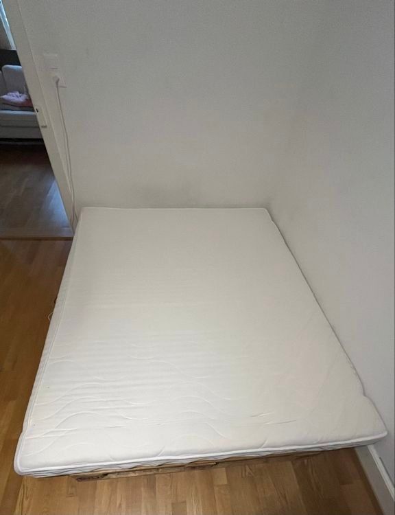Materassi: Matratze, neuwertig, 160x200cm – Usato da Zwillikon venduto da Ufo7
