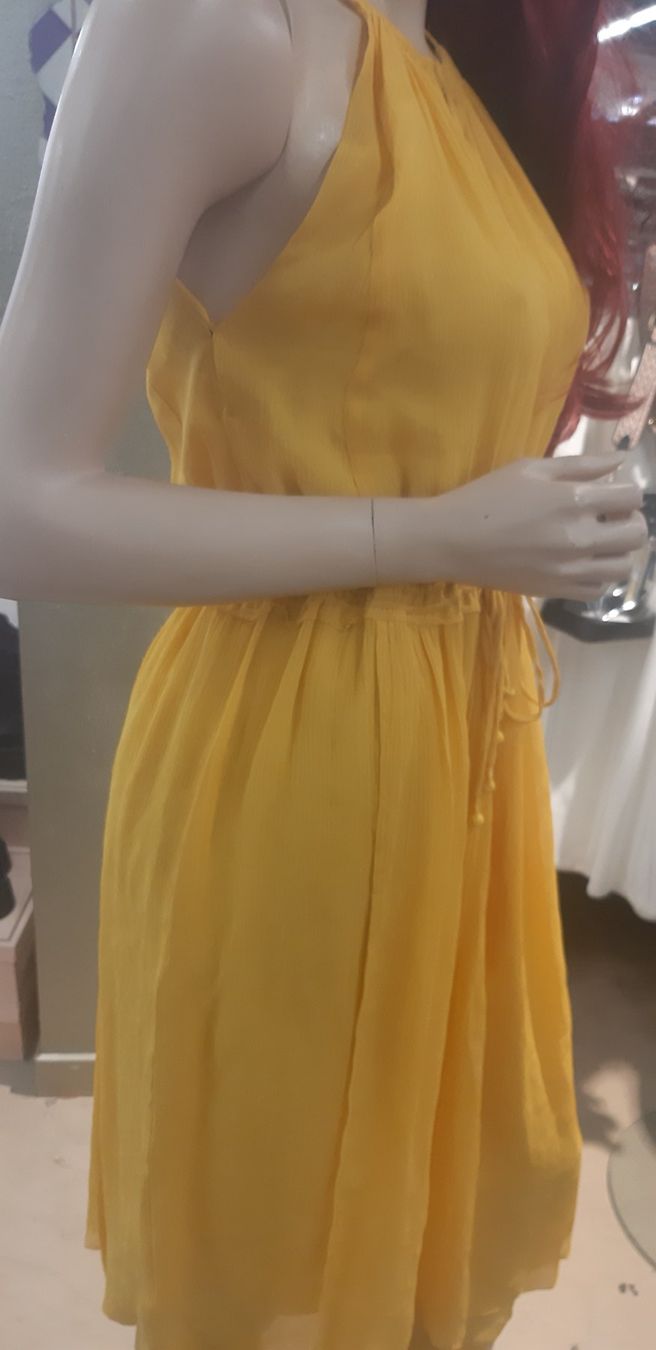 Vestiti: Midi Kleid  Gr.M – Nuovo e nell'imballaggio originale da Zürich venduto da Venecia25 1