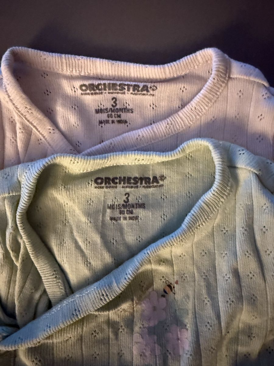 Lotti & Set di vestiti: Lot de 2 body Orchestra T60 – Nuovo (secondo la descrizione) da Saulcy venduto da lanah31 1