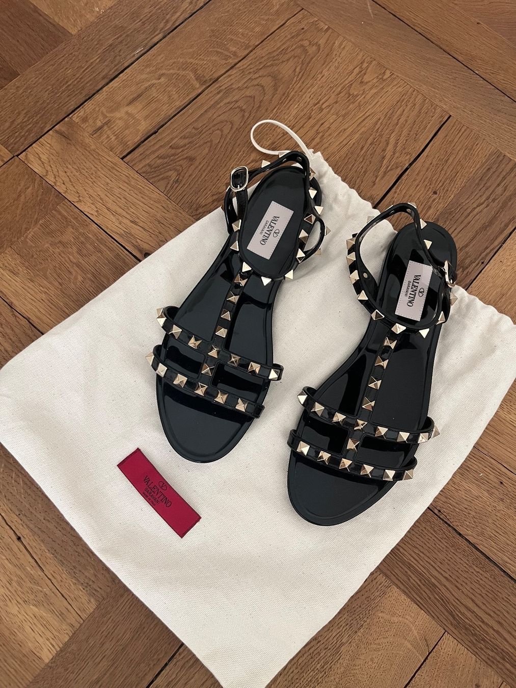 Valentino Scarpe da donna: Valentino Rockstud Schwarze Sandalen – Nuovo (secondo la descrizione) da Meilen venduto da Emma_321 1