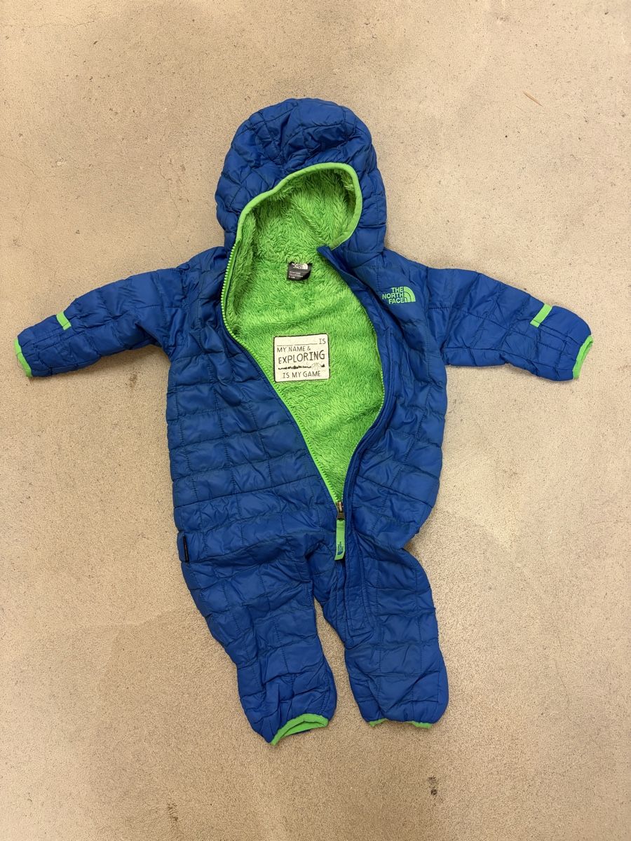 North Face Tute: Northface Overall Baby – Usato da Zürich venduto da schmickels