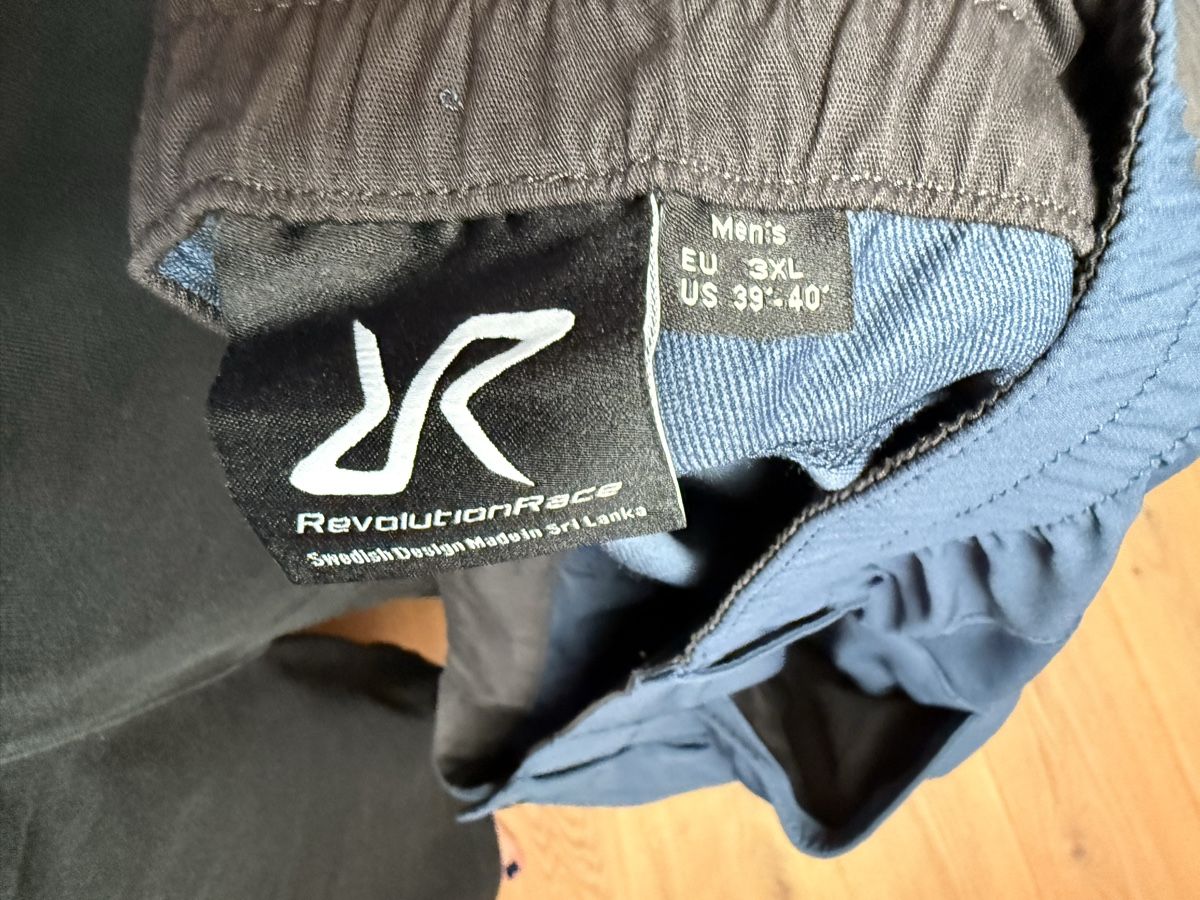 RevolutionRace Pantalons: Trekking Hose von Revolution Race – D'occasion à Bettwil par Wasserchroetli 2