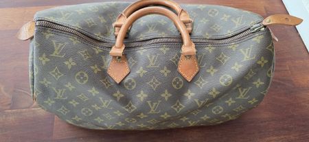 Louis Vuitton Speedy 40 Monogram