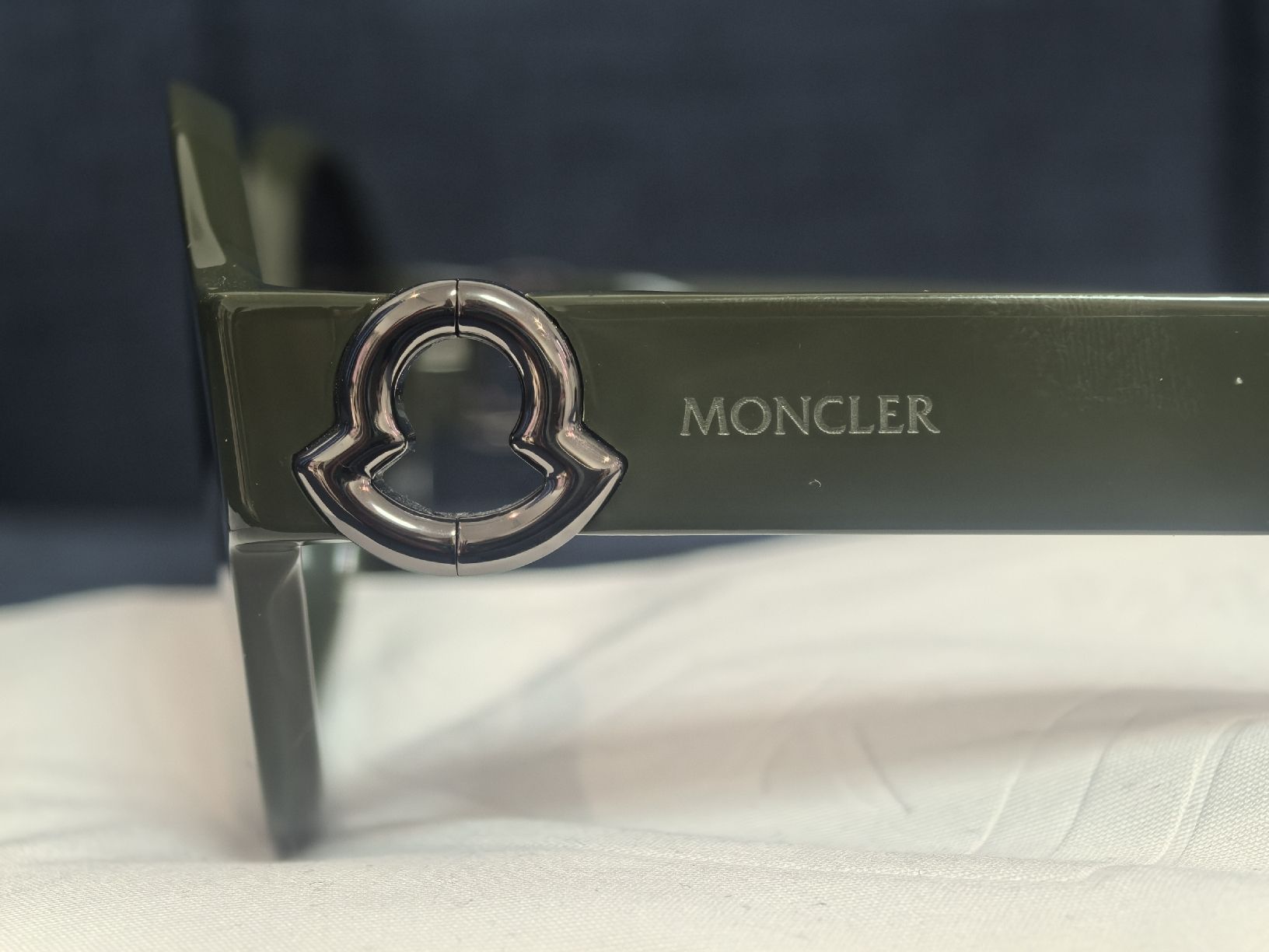 Moncler Occhiali & Lenti: Moncler Sonnenbrille – Nuovo e nell'imballaggio originale da Bad Ragaz venduto da AKahlon 2