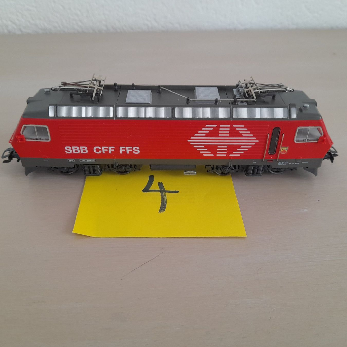 Märklin Modellini di ferrovie: Locomotive CFF Re 4/4 II Rail 2000 – Usato da Auvernier venduto da gandalf08