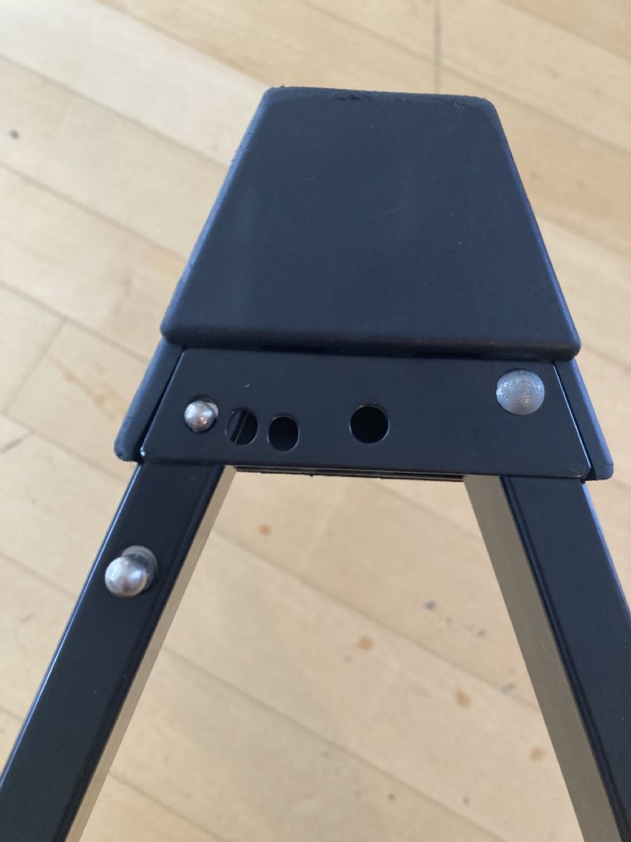 Strumenti musicali: Hochwertiger Gitarre Ständer – Usato da maienfeld venduto da flapstap 3