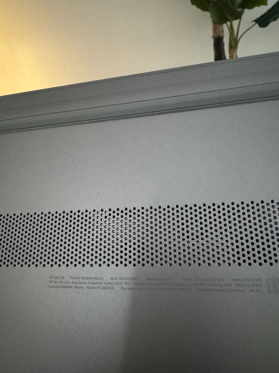 Hewlett Packard Notebook: Laptop HP – Usato da Bern venduto da Adidonble 5