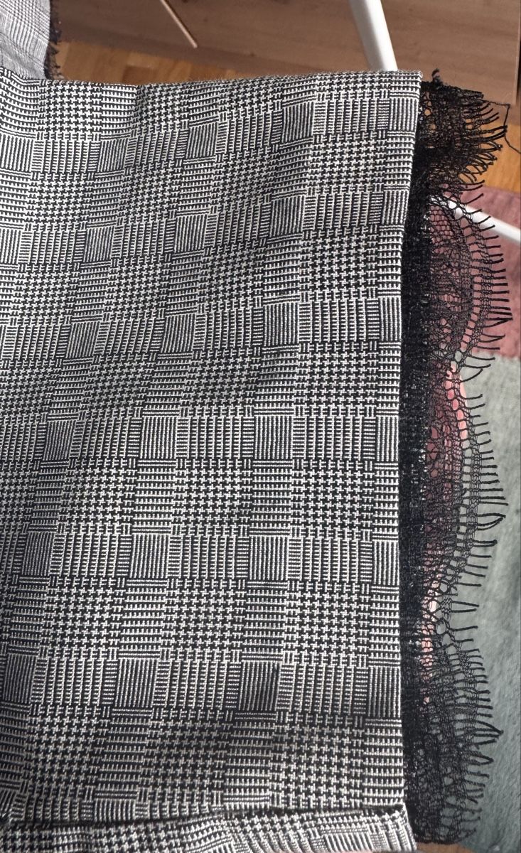 Pantaloni: Pantaloni Zara Basic Collection - Taglia M – Usato da Locarno venduto da tos_tgc9 1