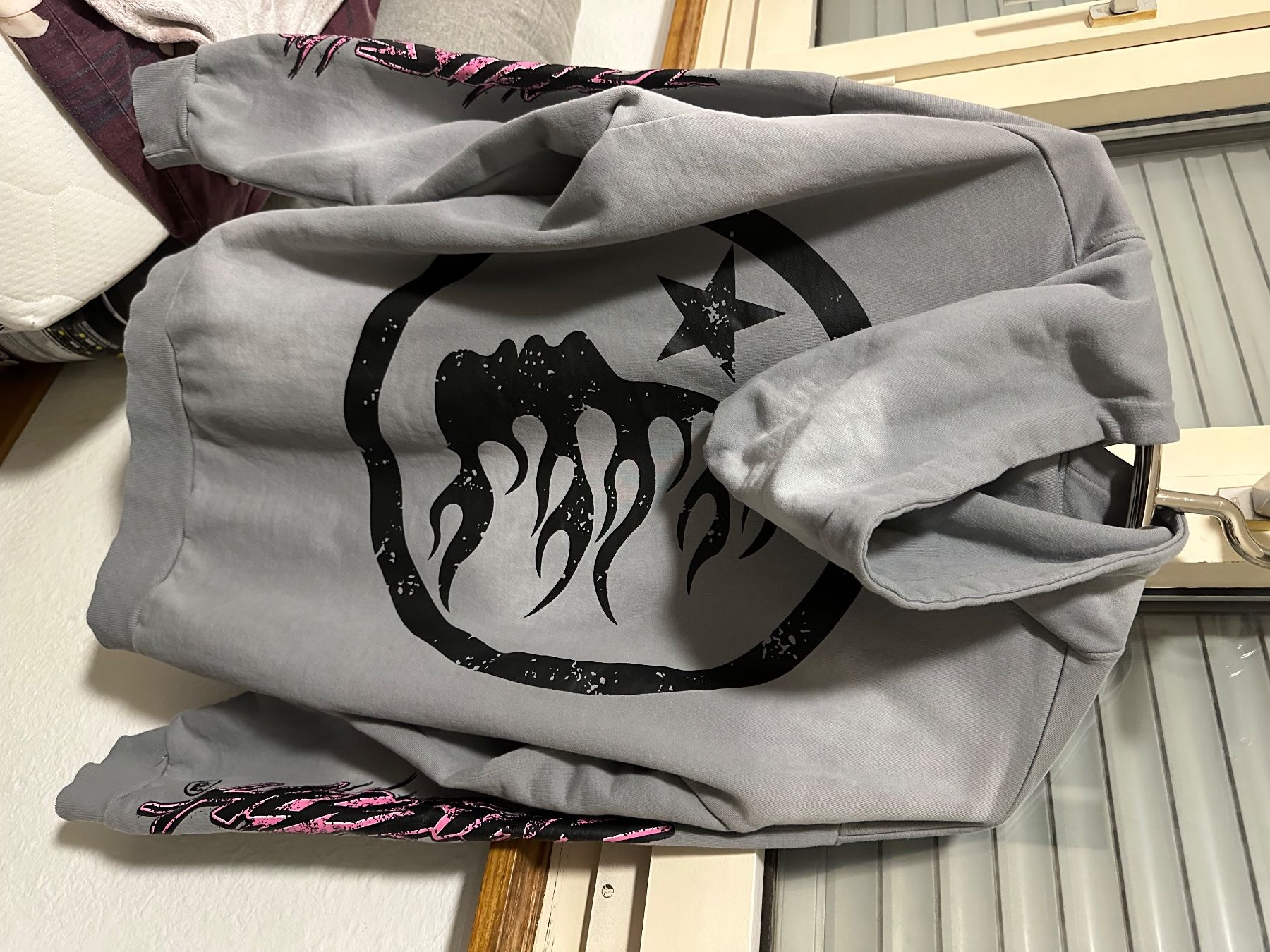 Maglioni & Felpe: Hoodie Hellstar – Usato da Bern venduto da Ale_x338 1