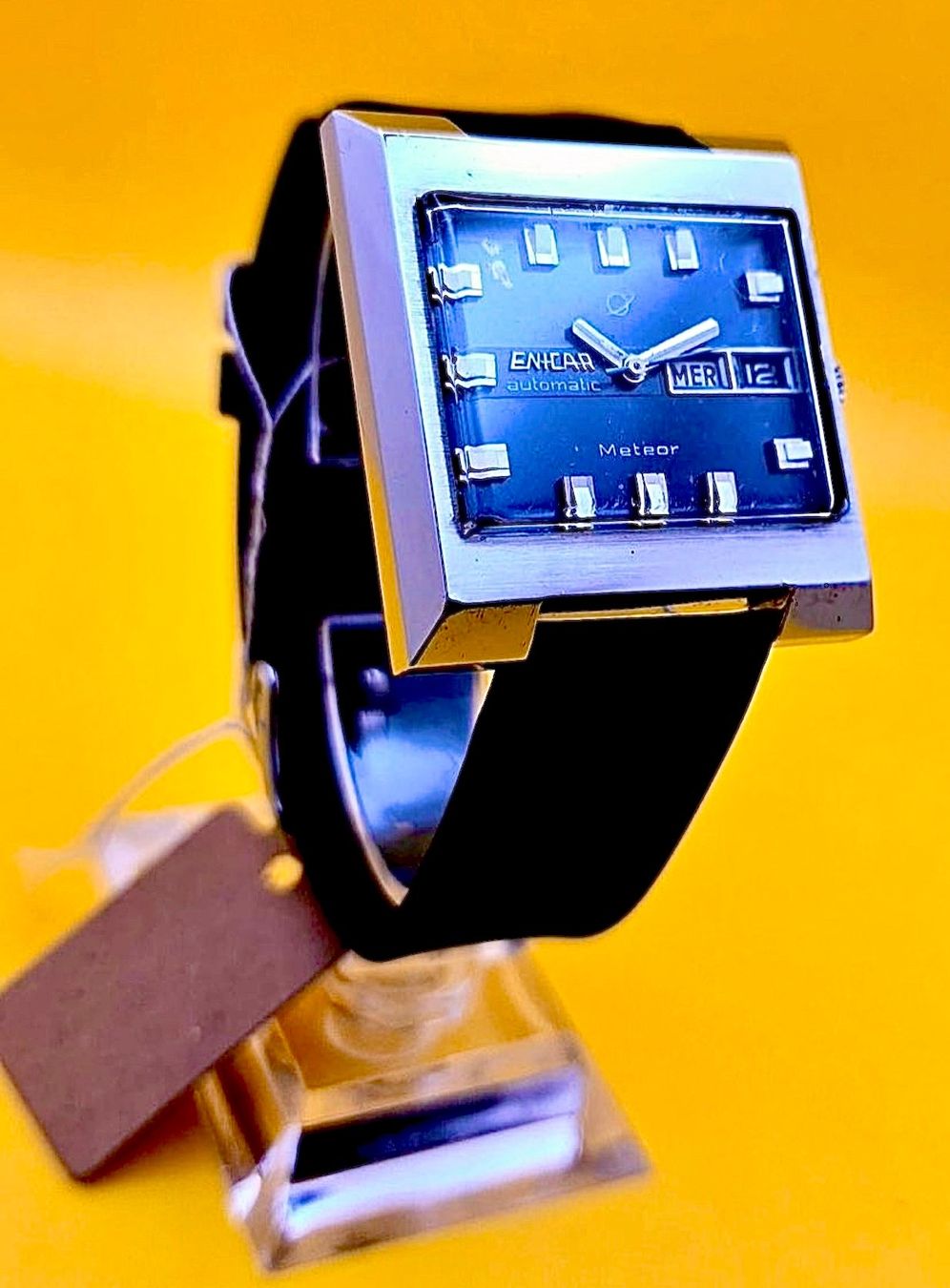 Omega Orologi: ENICAR AUTOMATIC METEOR DAY-DATE MECHANISCH WERK AUTOMATIC S – Usato da Neftenbach venduto da Taschen-Uhren