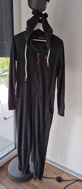 Tute: Jumpsuit Naketano – Usato da Gümligen venduto da Glocor 1
