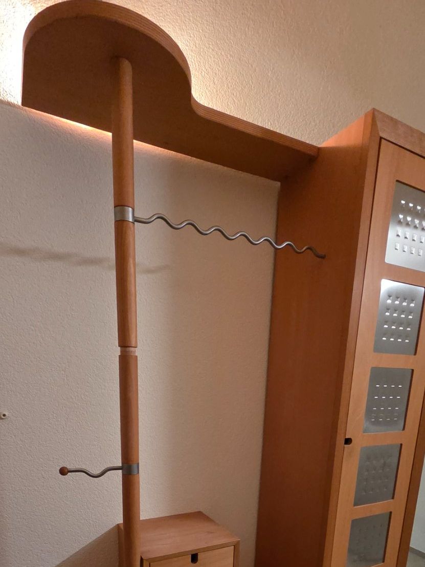Linth Guardaroba: Garderobe – Usato da St. Gallen venduto da Rene123 2