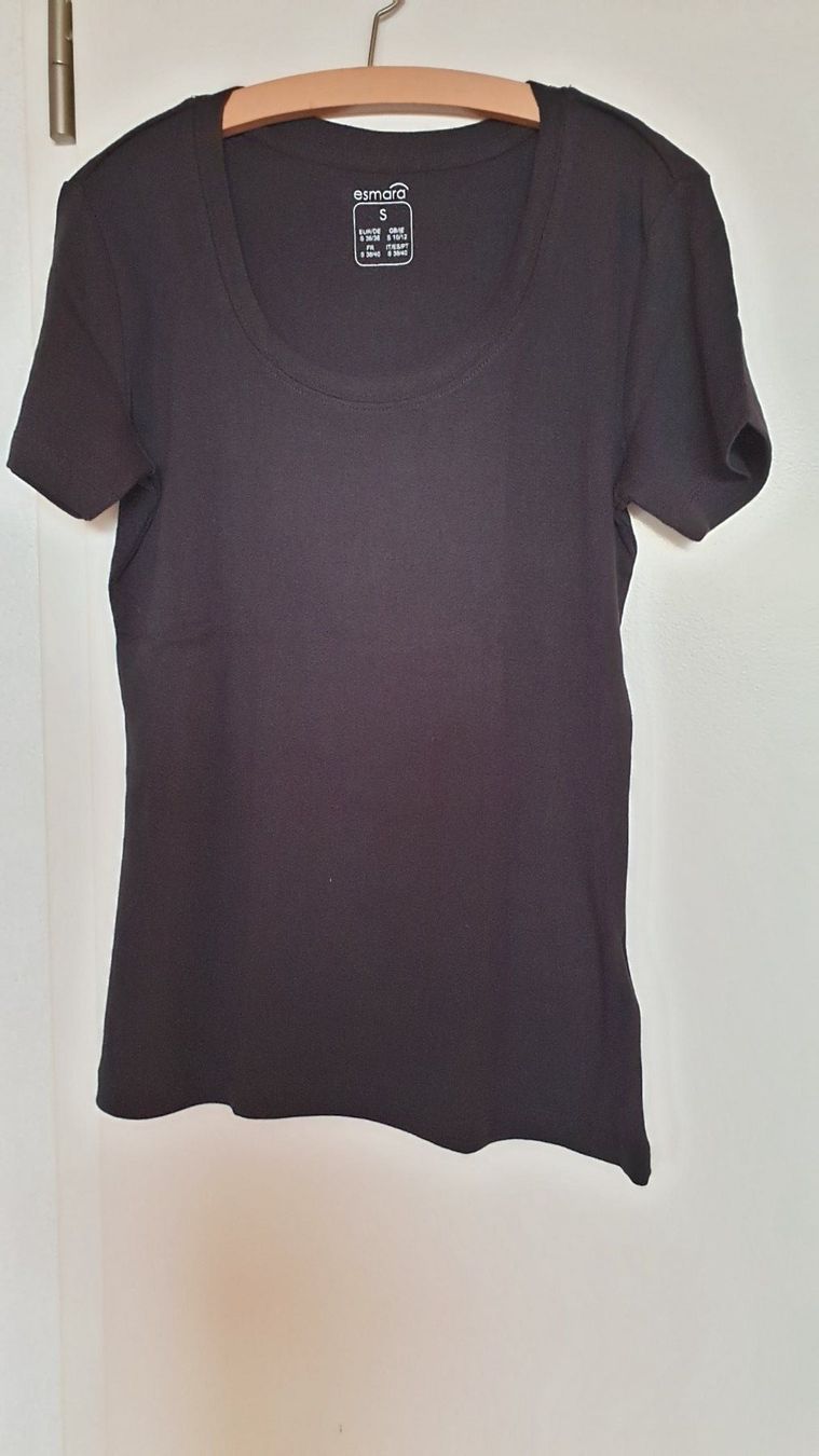 T-shirt: T-Shirt kurzarm, Schwarz, Esmara S, Baumwolle – Nuovo (secondo la descrizione) da Biel/Bienne venduto da bormida42