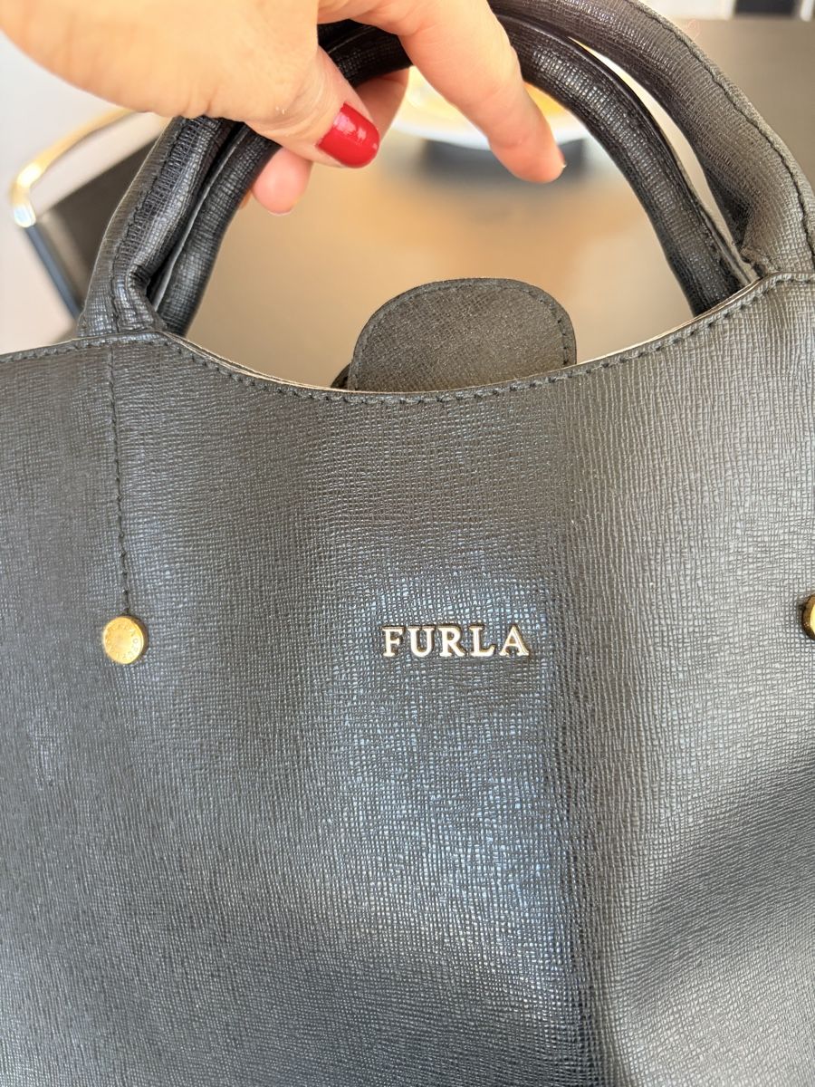 Borse da donna: Schwarze Furla Ledertasche, super Zustand – Usato da Bern venduto da ann_58qs 2