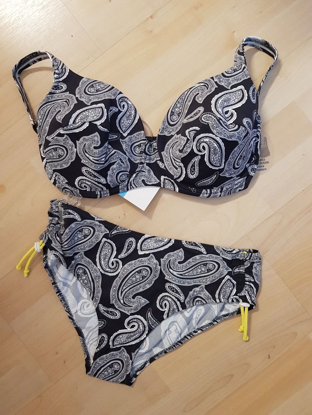 Costumi da bagno & Bikini: Bikini 40 F Lidea – Nuovo (secondo la descrizione) da Gams venduto da inf_lj66