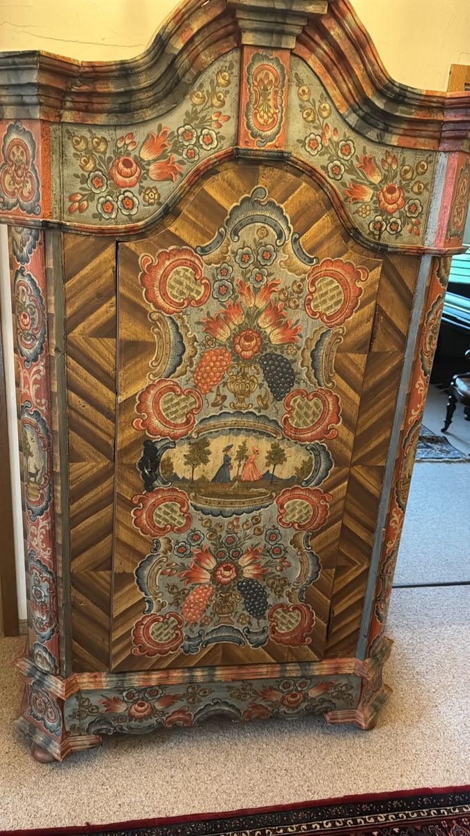 Armadi: Antikes Schrank – Usato da Kollbrunn venduto da Jani2015