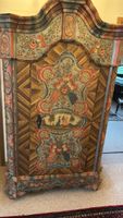 Antikes Schrank