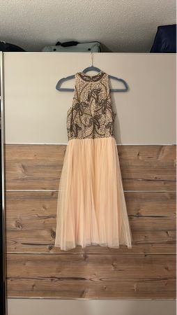 Elegantes Kleid, Grösse S, Ideal für Hochzeiten und Feiern
