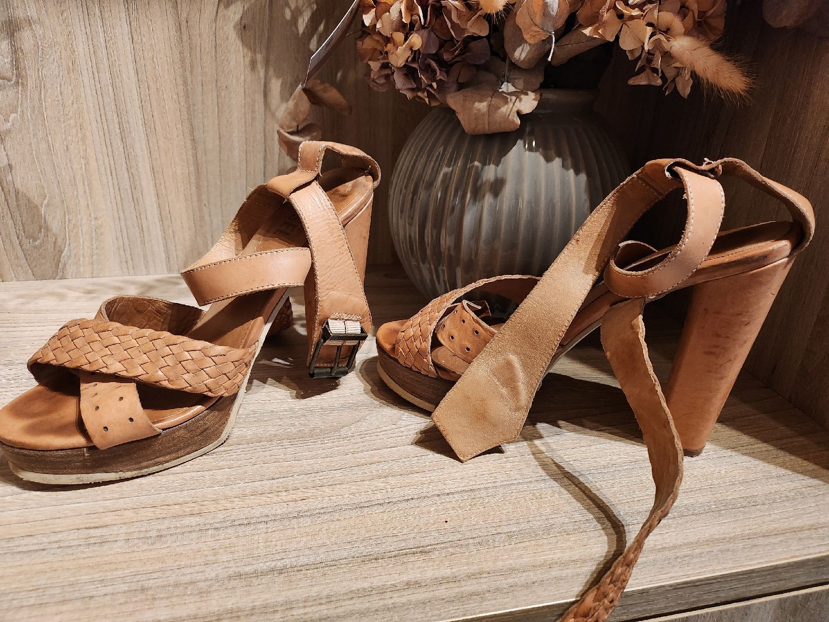 Diesel Scarpe da donna: magnifique talons Diesel – Usato da Bassecourt venduto da Aud_yp52