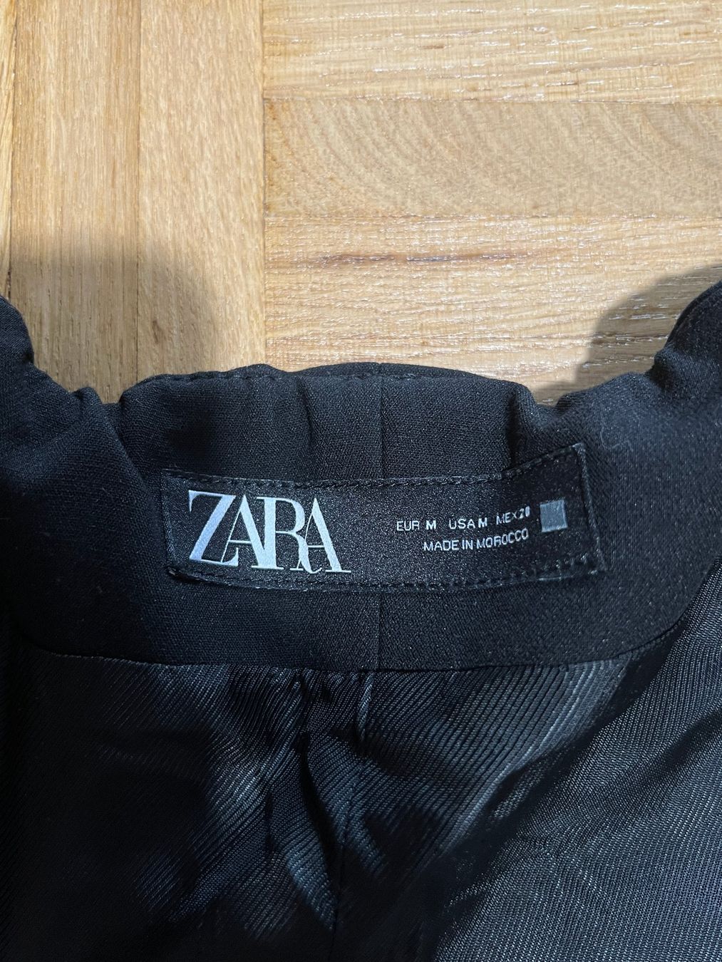 Zara Top: Zara Bustier Top Gr. M Schwarz – Nuovo (secondo la descrizione) da Basel venduto da hol_8ldp 1
