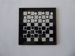 Dame uvm..., magnetische Spielsteine, Metall, nicht kompl.