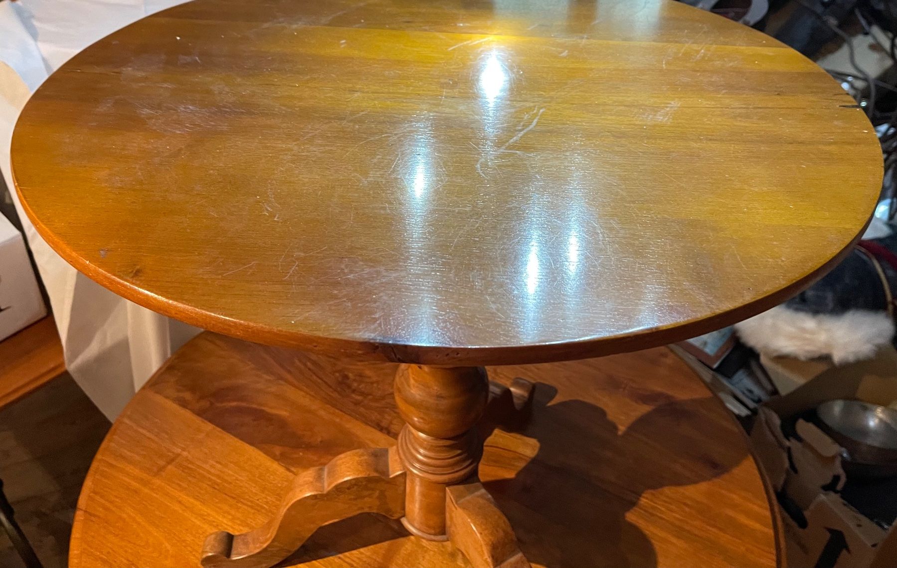 Tavoli: TABLE RONDE ANTIQUITE DIAMETRE 68 CM – Usato da Vevey venduto da lairdutemps