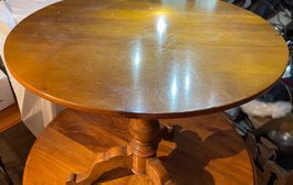 TABLE RONDE ANTIQUITE DIAMETRE 68 CM