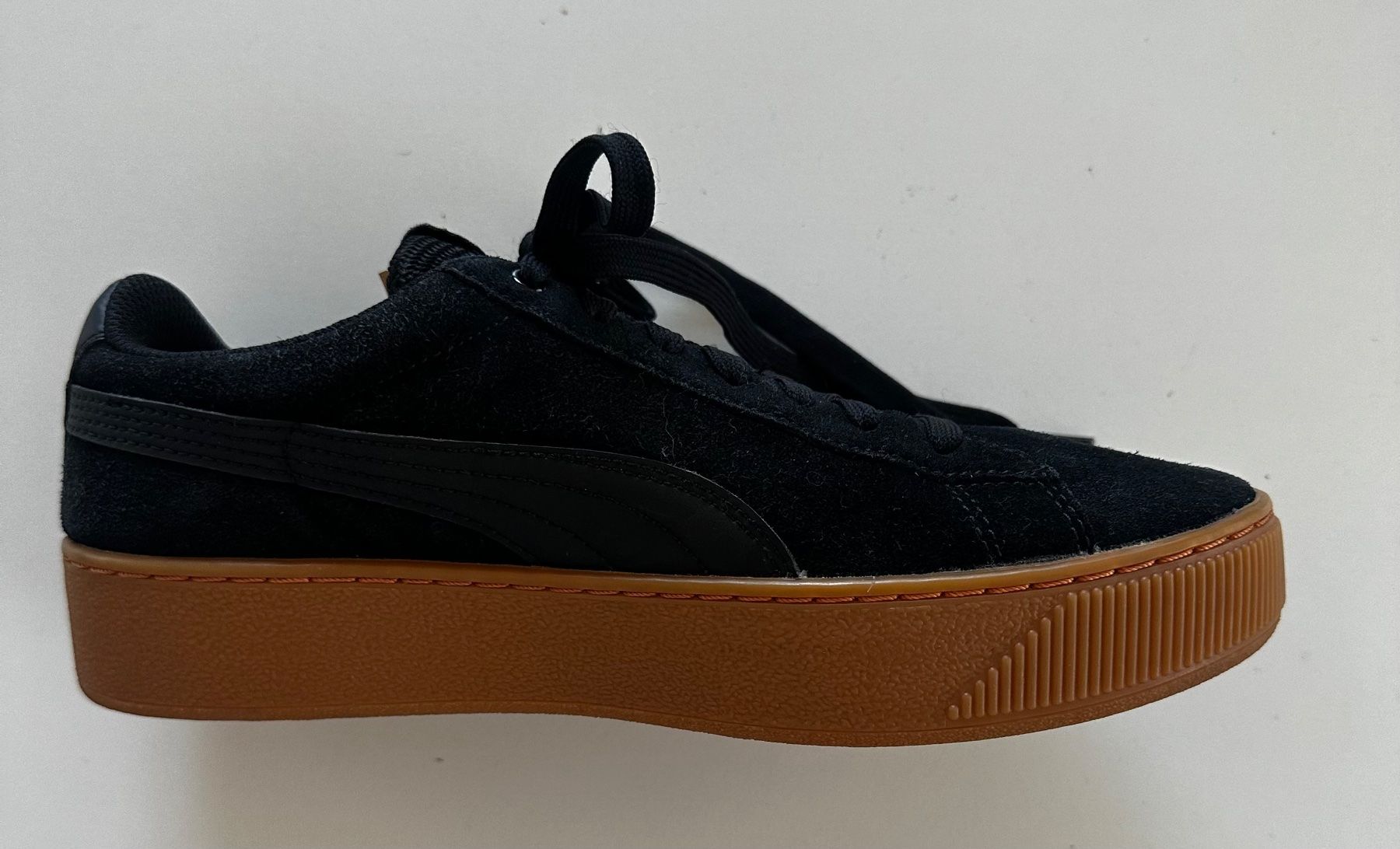 Puma Scarpe da uomo: PUMA Sneakers 39 Leder – Usato da Liestal venduto da Ballybs 4