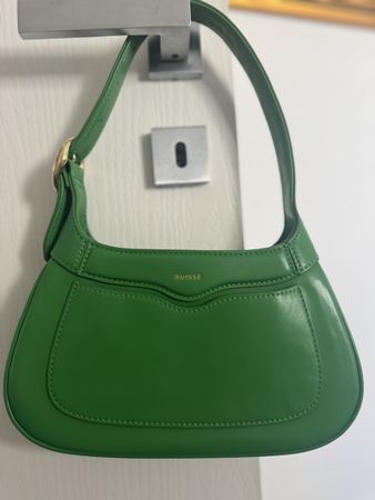 Your go-to bright bag for any occasion.
