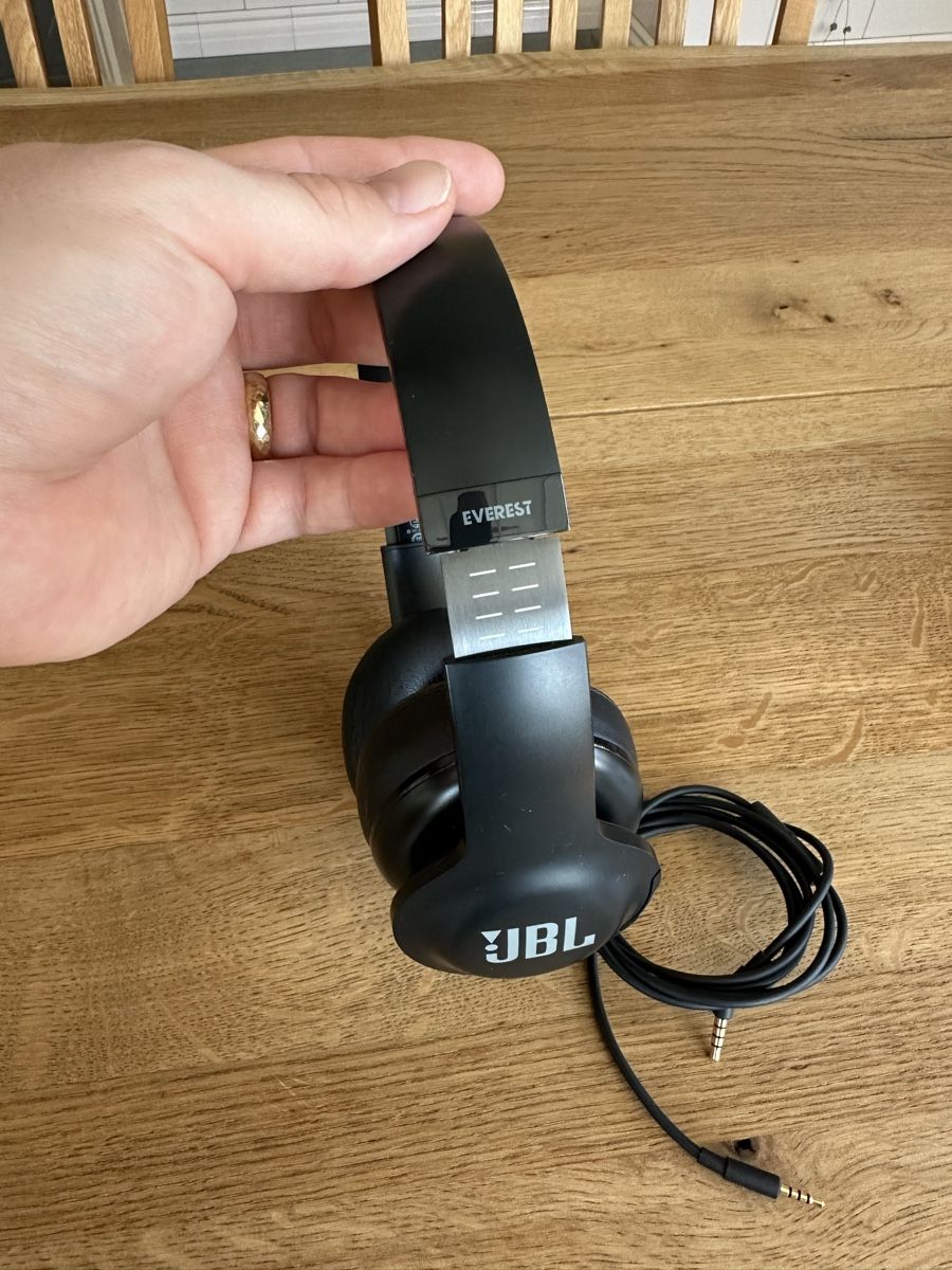 JBL Cuffie: JBL EVEREST 300 Bluetooth Kopfhörer – Usato da Zihlschlacht venduto da boost_is_all 1