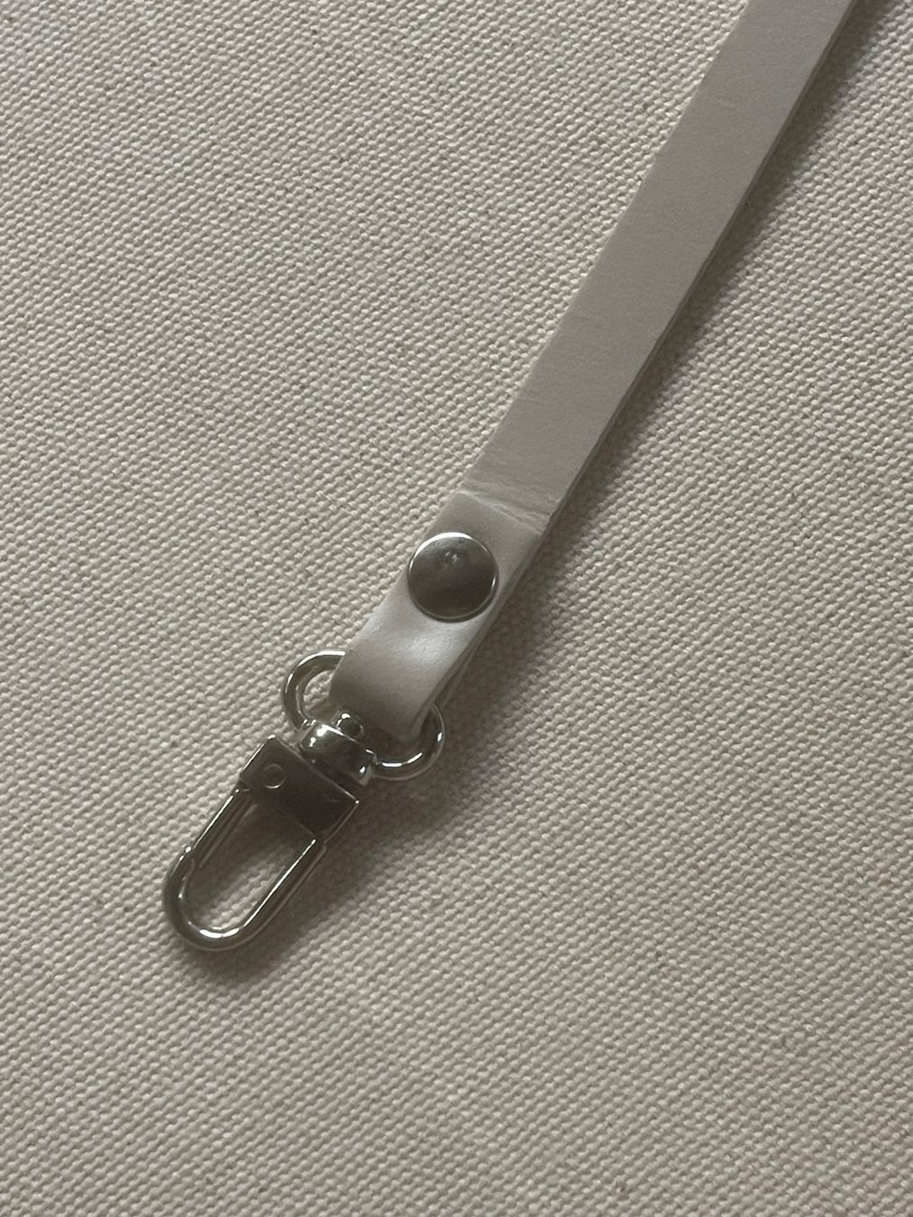 Maison Mollerus Borse da donna: Maison Mollerus Lederband mit Karabiner – Usato da Dietikon venduto da Nieselchen 3