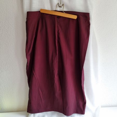 Retro eleganter Rock in top Zustand Gr. 42 mit Innenteil