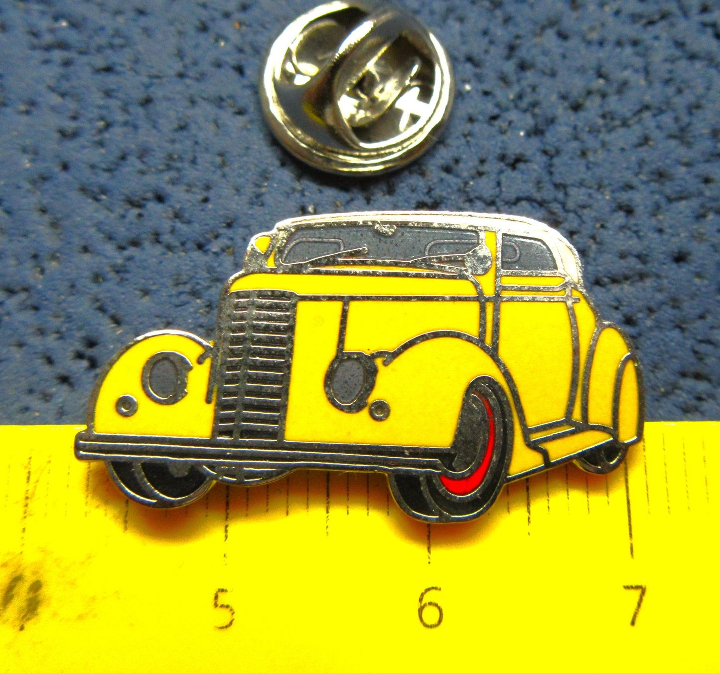 Chevrolet Plaketten & Abzeichen: CHEVY STREET ROD OLDTIMER US AUTO PIN – Gebraucht aus Ettingen von Hausi4711
