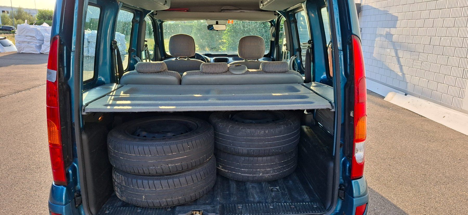 Renault Autos: Renault Kangoo – Gebraucht aus Altnau von Nhj 5