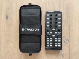 Native Instruments Traktor Kontrol X1 (MK1) – inkl. Case