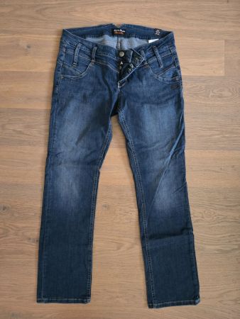 Jeans (Lost in Paradise), Grösse 32