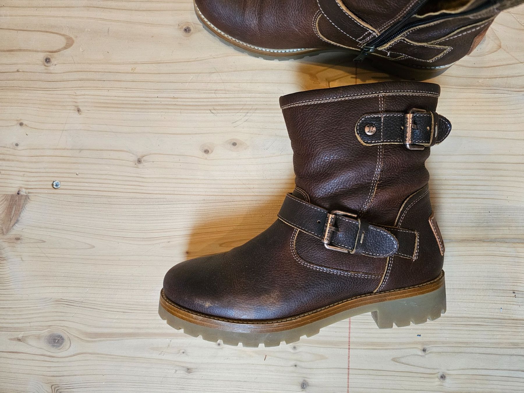 Damenschuhe: Damenboots, Größe 39, neuwertig – Gebraucht aus Kirchdorf BE von aegeri00