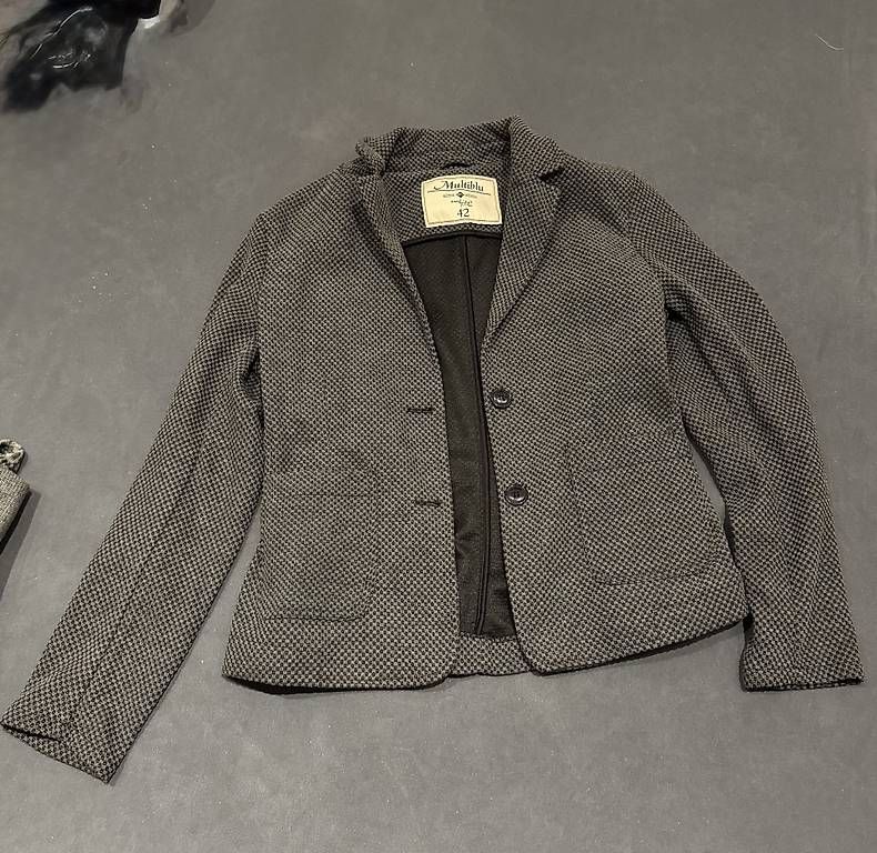 Giacche: Blazer Gr. 42  – Usato da Sarnen venduto da Sejosa15