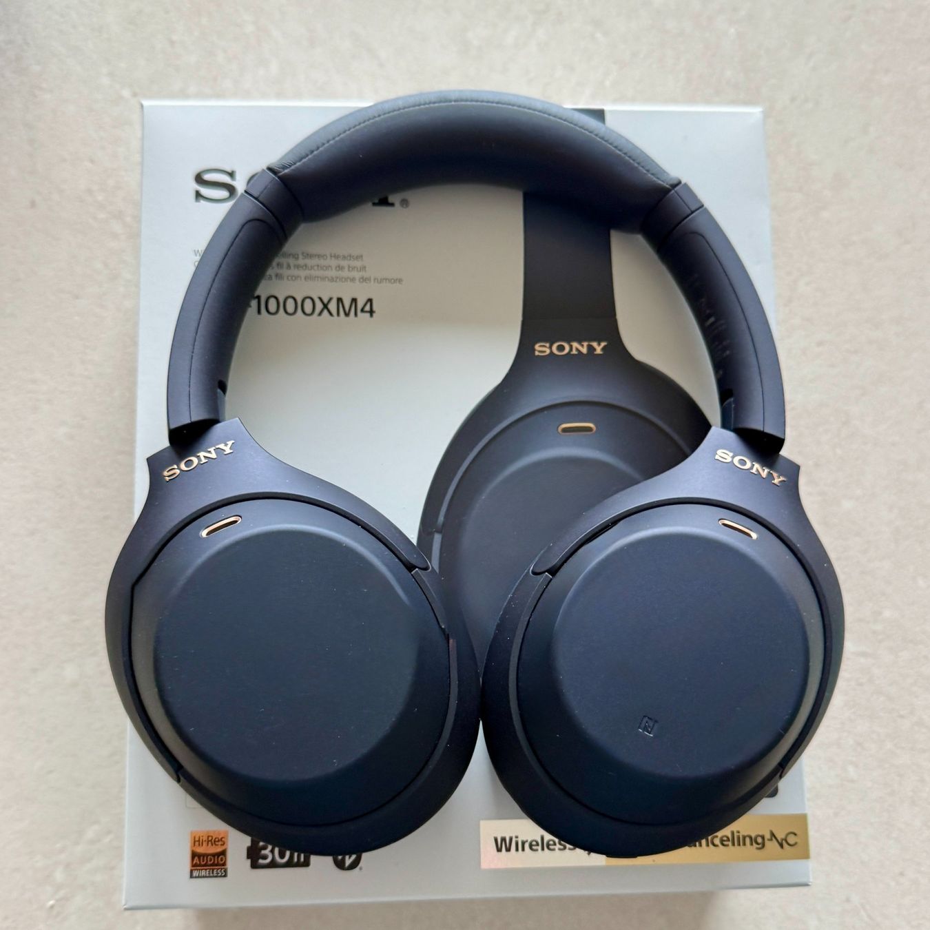 Sony Cuffie: Kopfhörer Sony WH-1000XM4 Midnight Blue – Usato da Buochs venduto da Aale 1