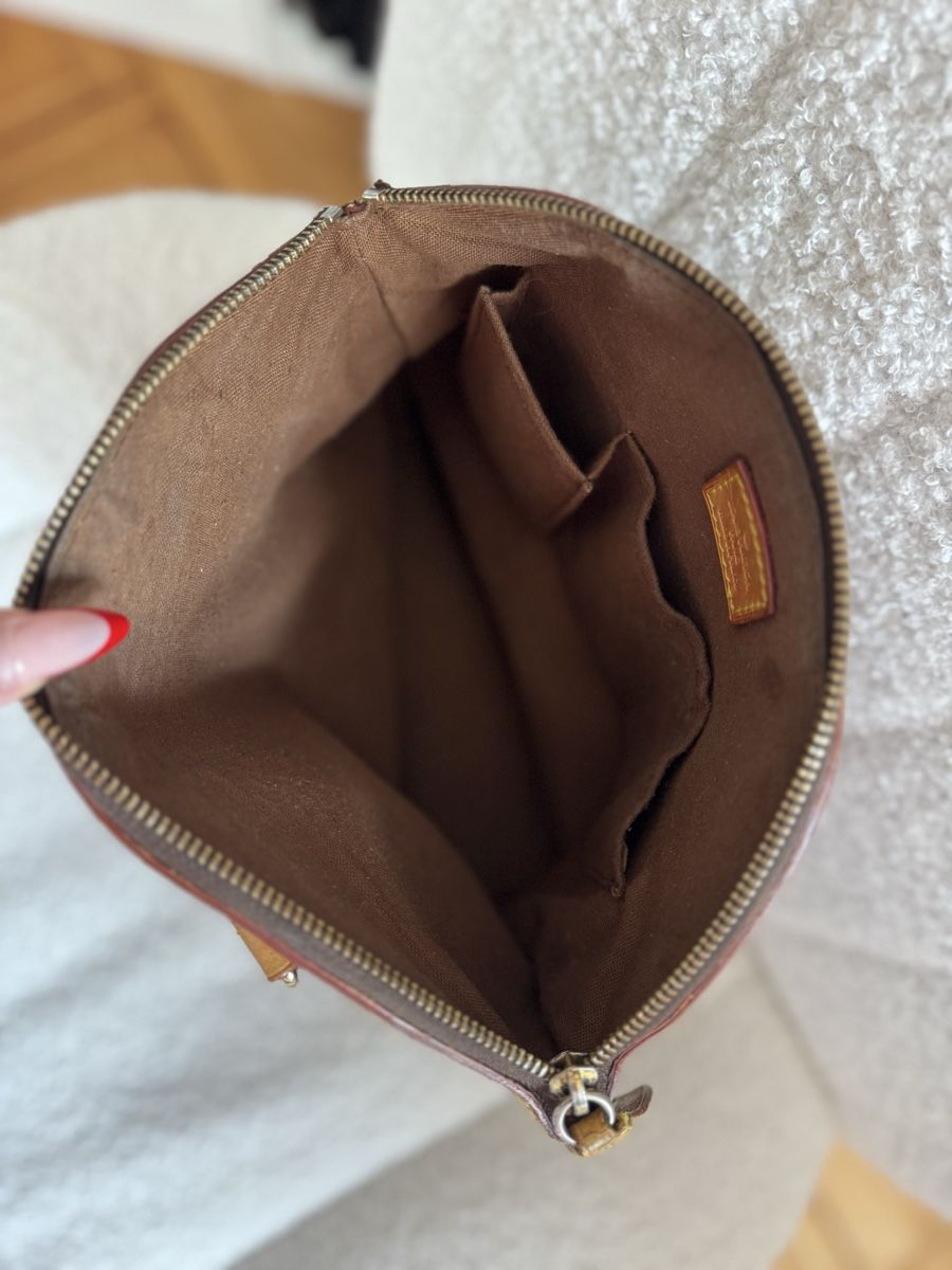 Louis Vuitton Taschen für Damen: Louis Vuitton Lockit Vertical PM Monogram Canvas – Gebraucht aus Wittenbach von Apicel 3
