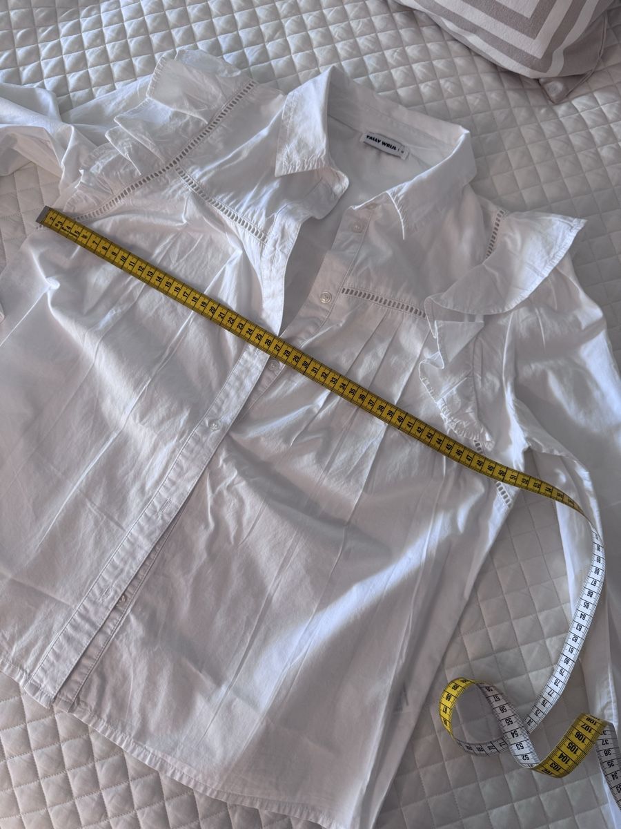 Tally Weijl Blusen: ✨Weisse Bluse mit Lochmuster Gr. M – Gebraucht aus zürich von Bailey17 5
