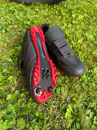 Ladies - Click Pedal Cycling Shoes - Mountain or Road