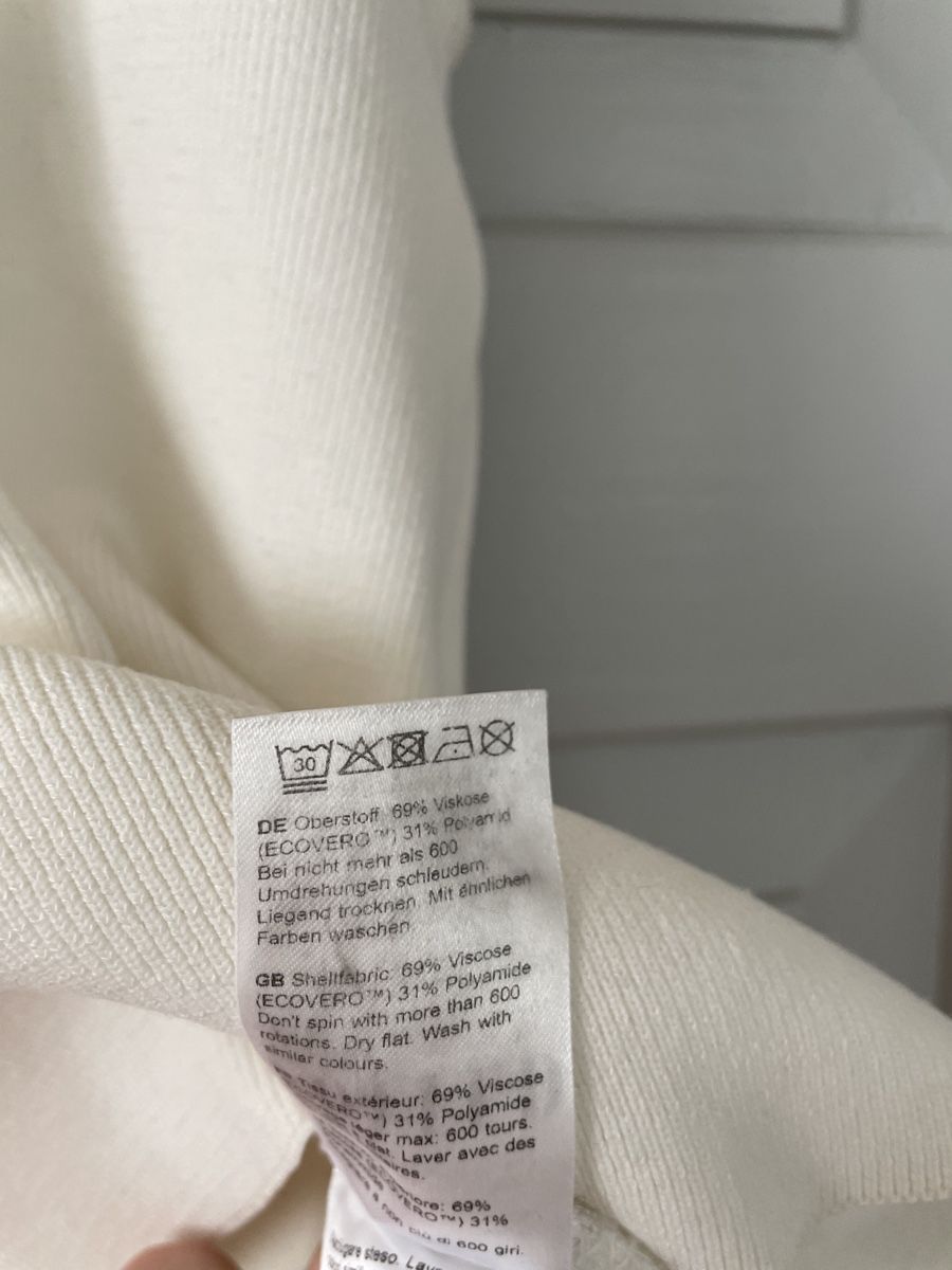 Top: edited weisses top  – Usato da Zürich venduto da M500ZH 2