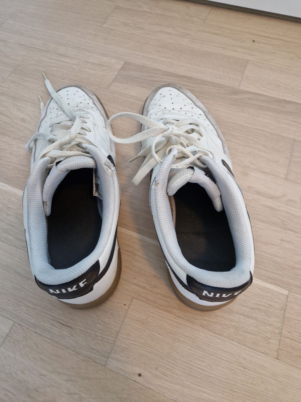 Nike Chaussures hommes: Sneaker Nike, Grösse 45 – D'occasion à Aesch BL par Basilisk27 2